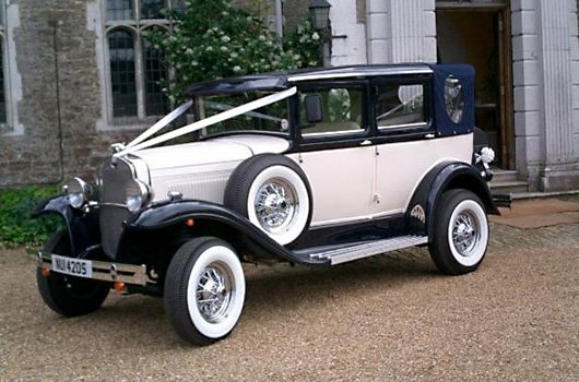 Ford Model A Saloon Exterior